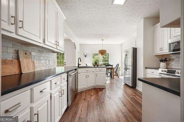 410 Windsor Way, Canton, GA 30115