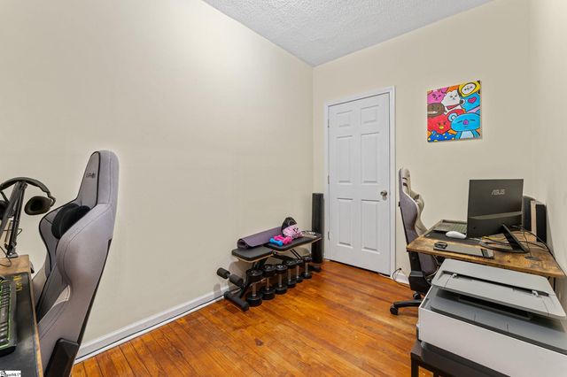 573 Perrin Avenue, Woodruff, SC 29388