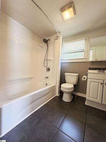 573 Perrin Avenue, Woodruff, SC 29388