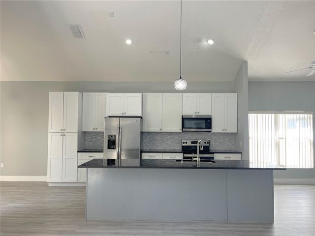 212 PURSLANE PASS, Davenport, FL 33897