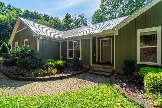 544 Stonehaven Drive, Cullowhee, NC 28723