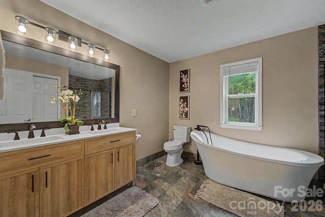 544 Stonehaven Drive, Cullowhee, NC 28723
