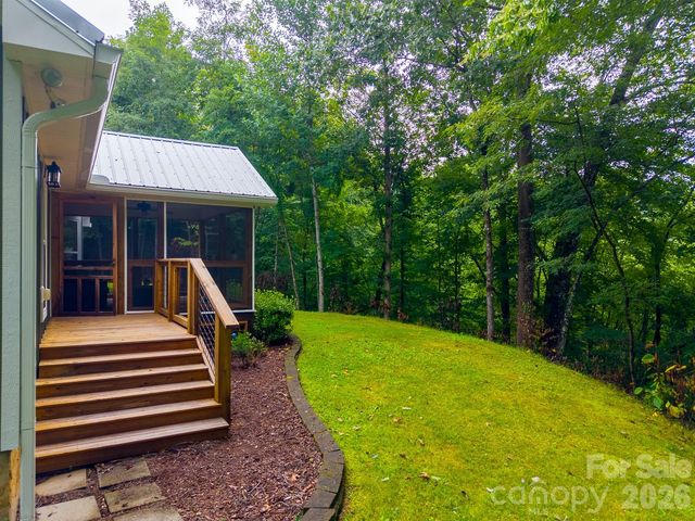 544 Stonehaven Drive, Cullowhee, NC 28723