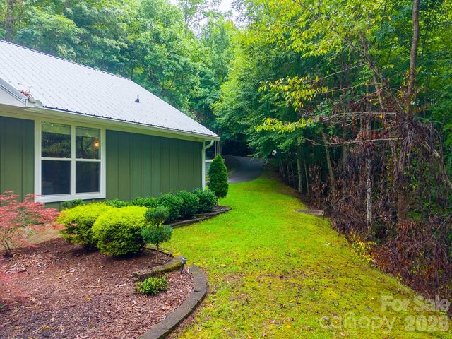 544 Stonehaven Drive, Cullowhee, NC 28723