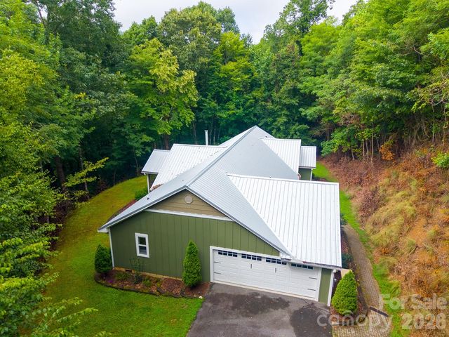 544 Stonehaven Drive, Cullowhee, NC 28723