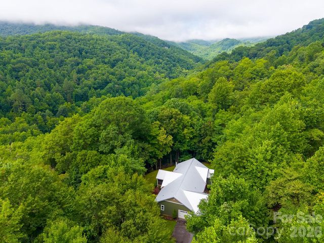 544 Stonehaven Drive, Cullowhee, NC 28723