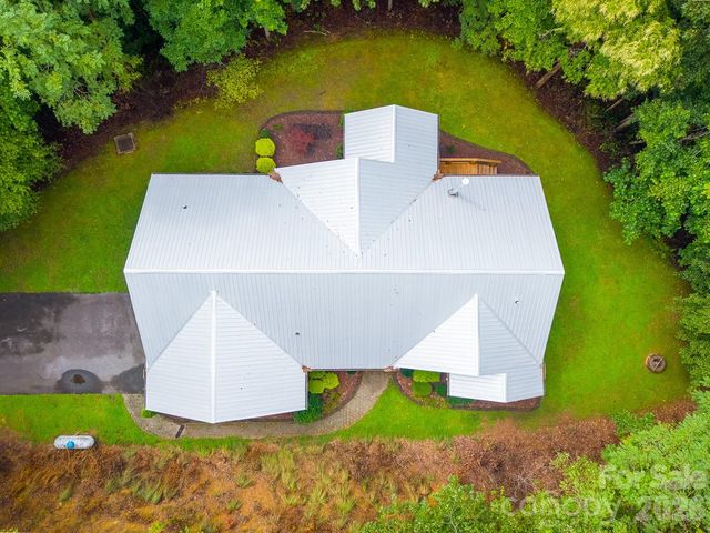 544 Stonehaven Drive, Cullowhee, NC 28723