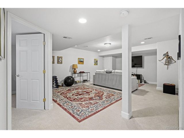 16881 W 63rd Pl, Arvada, CO 80403