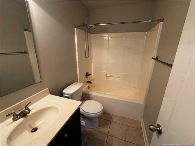 1328 Saint Johns Loop, Raeford, NC 28376