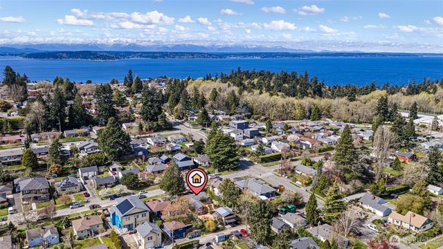 3812 50th Avenue SW, Seattle, WA 98116