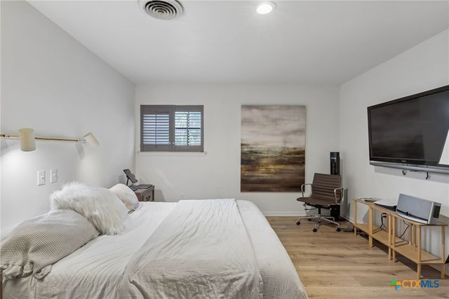 103 W Mimosa Circle, San Marcos, TX 78666