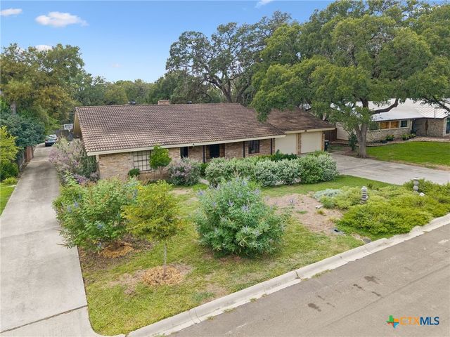 103 W Mimosa Circle, San Marcos, TX 78666