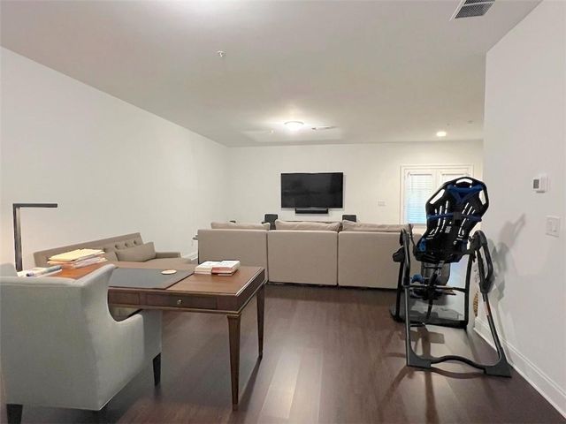 6735 Encore Boulevard, Sandy Springs, GA 30328