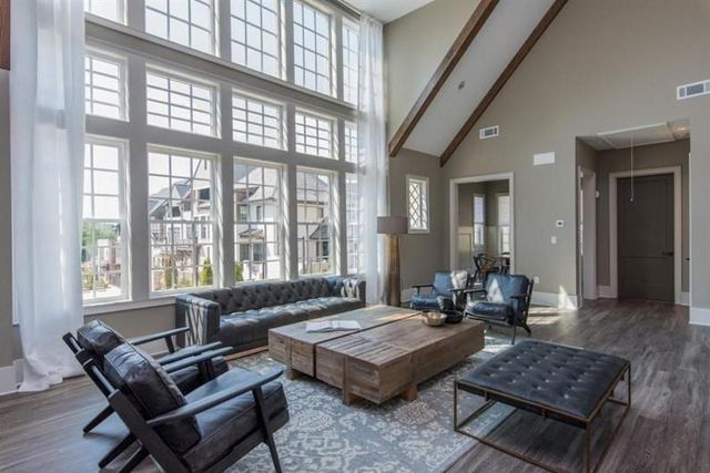6735 Encore Boulevard, Sandy Springs, GA 30328