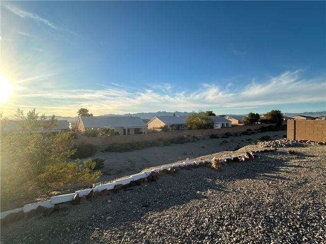 6109 S Klamath Loop, Fort Mohave, AZ 86426