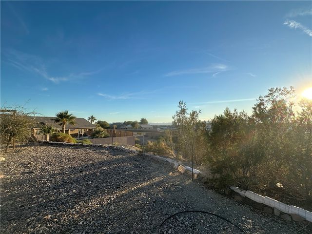 6109 S Klamath Loop, Fort Mohave, AZ 86426
