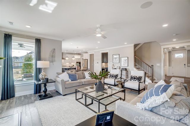 7205 Farmingdale Lane, Harrisburg, NC 28075