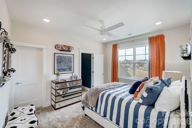 7205 Farmingdale Lane, Harrisburg, NC 28075