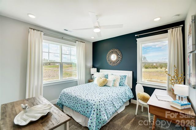 7205 Farmingdale Lane, Harrisburg, NC 28075