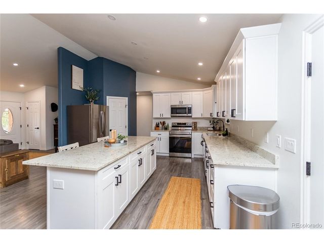 1427 N Mountain Estates Rd, Florissant, CO 80816
