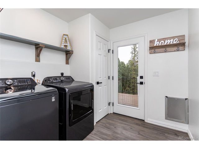 1427 N Mountain Estates Rd, Florissant, CO 80816