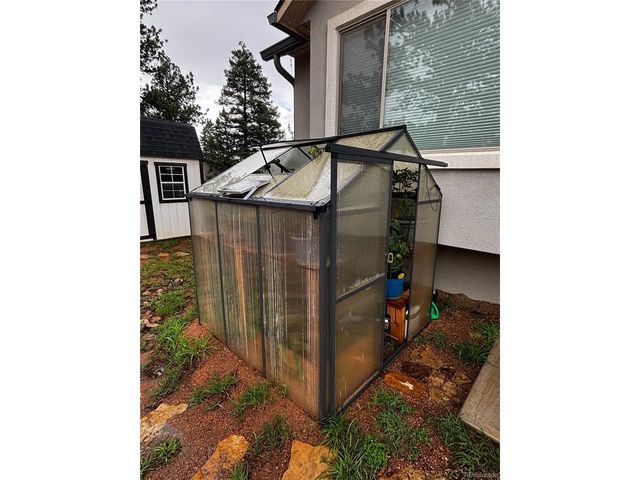 1427 N Mountain Estates Rd, Florissant, CO 80816