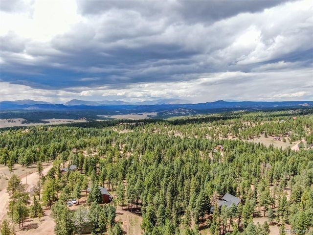 1427 N Mountain Estates Rd, Florissant, CO 80816