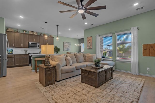 2429 W Charleston Street, Broken Arrow, OK 74011