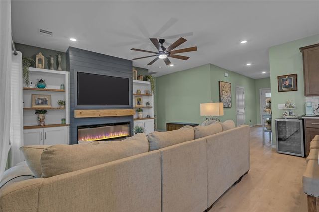 2429 W Charleston Street, Broken Arrow, OK 74011