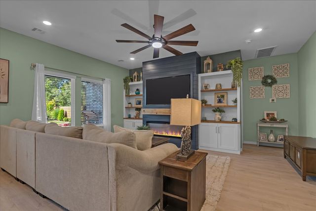 2429 W Charleston Street, Broken Arrow, OK 74011