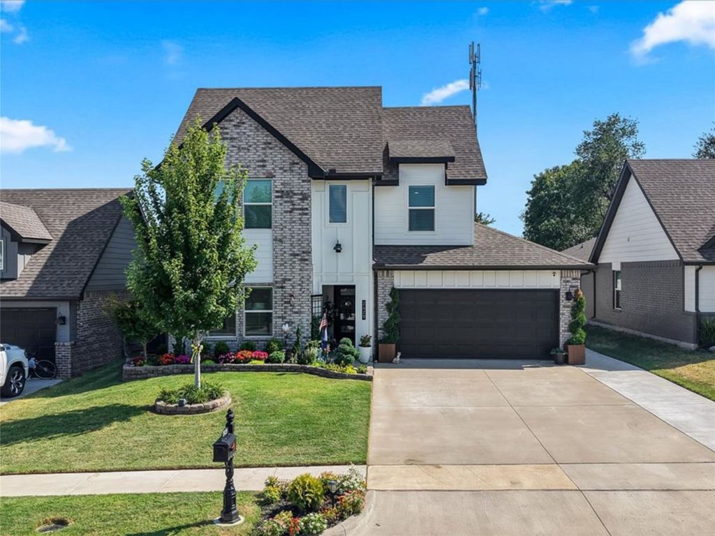 2429 W Charleston Street, Broken Arrow, OK 74011