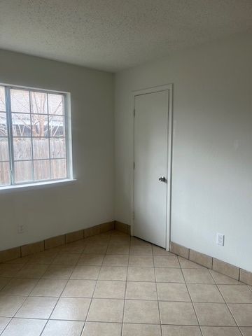 4443 Falls Drive, Dallas, TX 75211