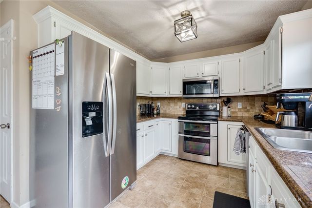 1662 Farrington Drive, Kettering, OH 45420