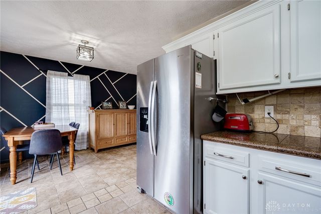 1662 Farrington Drive, Kettering, OH 45420