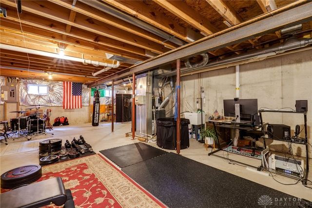 1662 Farrington Drive, Kettering, OH 45420