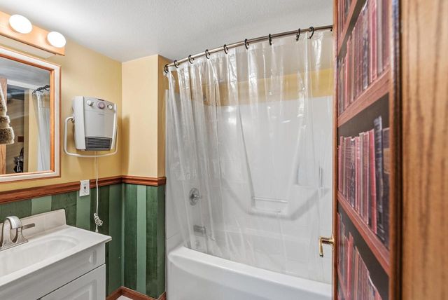 N7951 FAIRFIELD DRIVE, Fond Du Lac, WI 54937