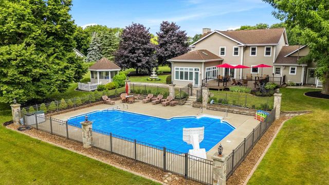 N7951 FAIRFIELD DRIVE, Fond Du Lac, WI 54937