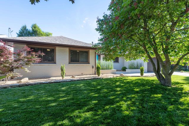 1116 E Kingsbury Street, Springfield, MO 65807