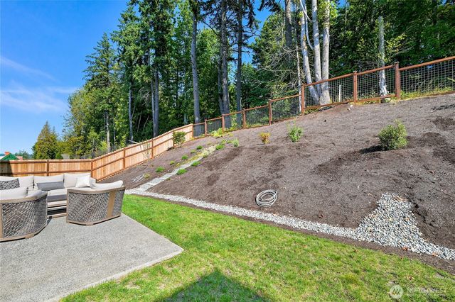 1142 Brookstone Drive, Bellingham, WA 98229