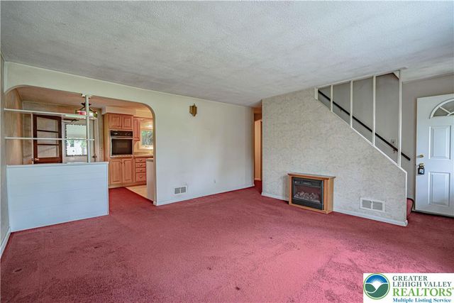 3344 Winchester Road, Allentown City, PA 18104