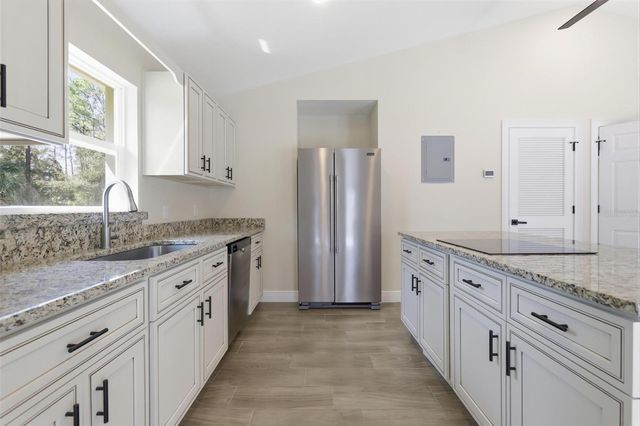 438 FORT FLORIDA ROAD, Debary, FL 32713