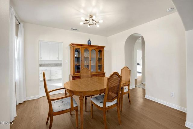 1932 E Washington Boulevard, Pasadena, CA 91104