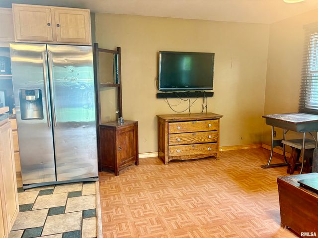 612 HACKBERRY Road, Chatham, IL 62629