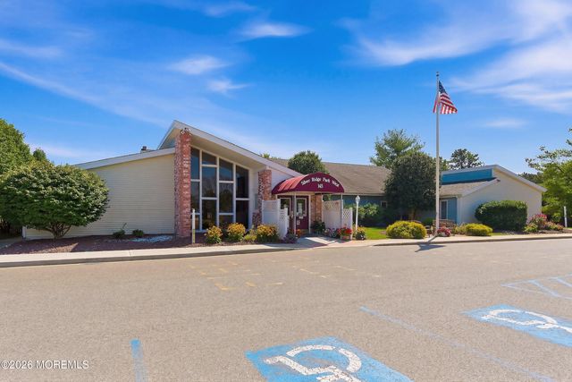 233 Westbrook Drive, Toms River, NJ 08757