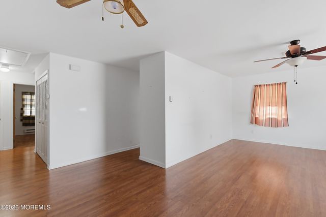 233 Westbrook Drive, Toms River, NJ 08757