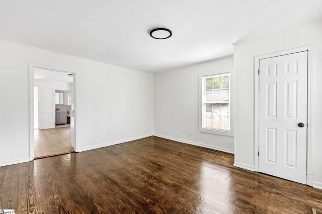 12 Waco Street, Greenville, SC 29611