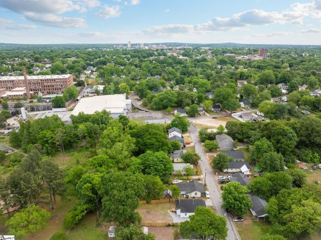 12 Waco Street, Greenville, SC 29611
