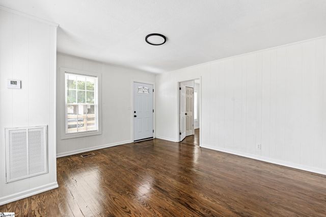 12 Waco Street, Greenville, SC 29611