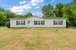 7609 Lincolnway Street, Hobart, IN 46342