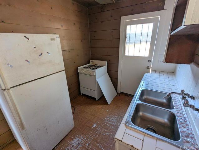 77 Mohawk Street, San Diego, CA 92115